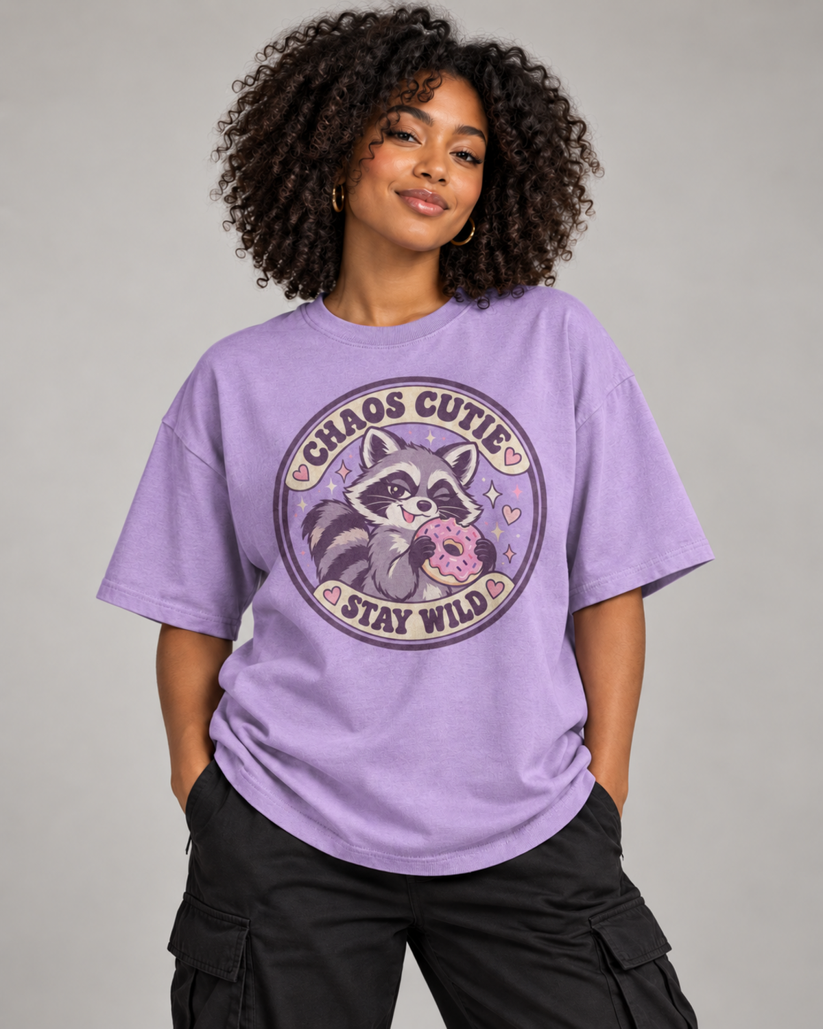CHAOS CUTIE WOMEN'S OVERSIZED T-SHIRT in Lavender – close-up