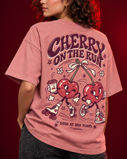 CHERRY ON THE RUN rose pink oversized T-shirt detail view