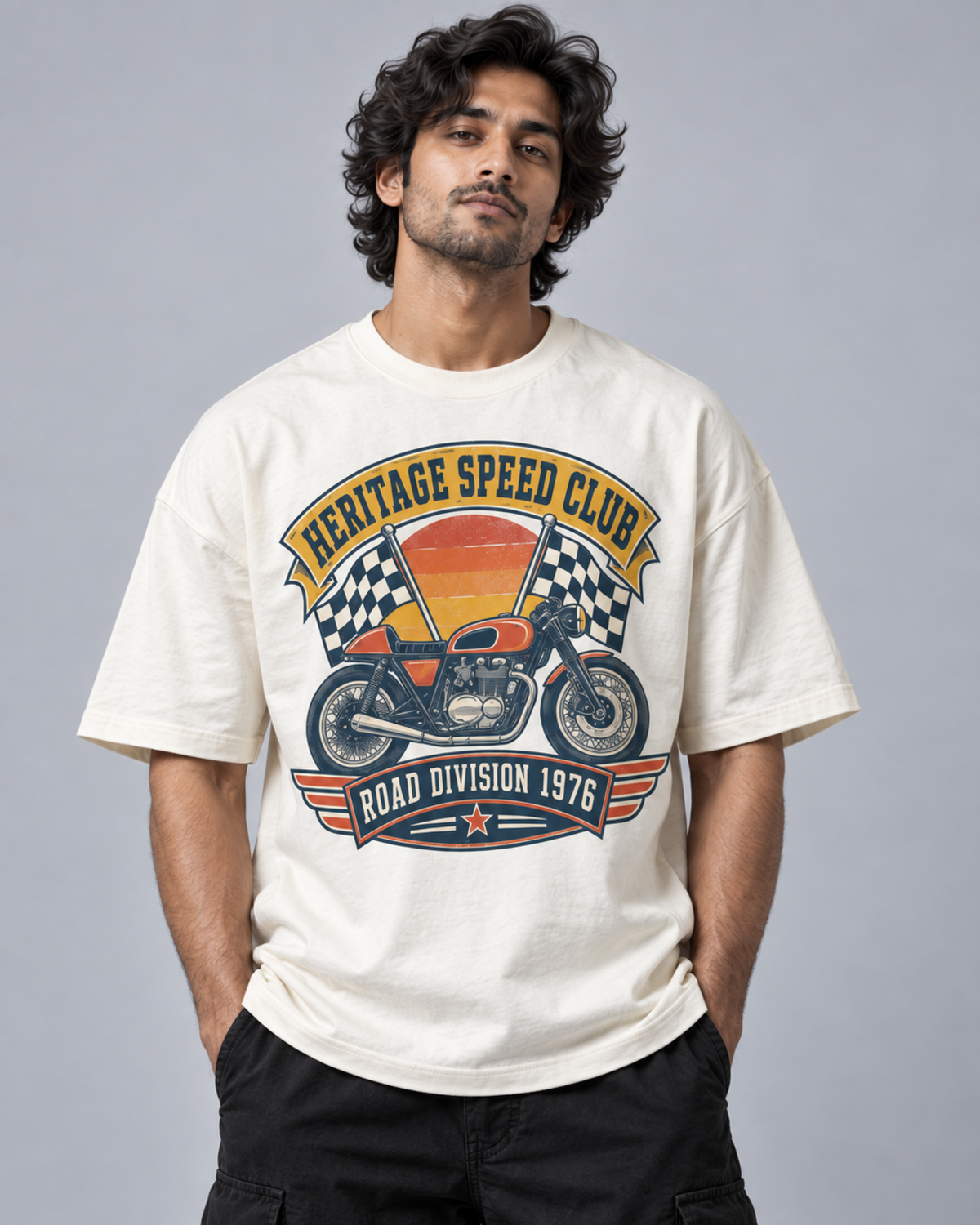 HERITAGE SPEED CLUB oversized T-shirt — Close-up