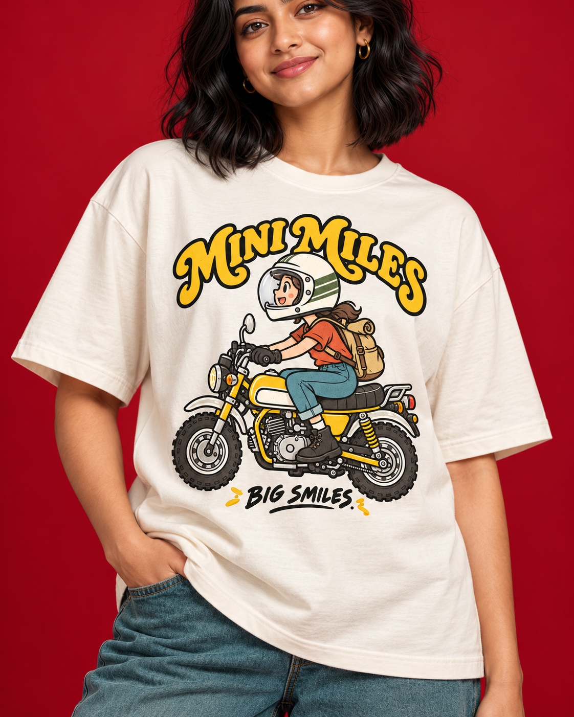 Women's Mini Miles Big Smiles front print close-up on off-white cotton