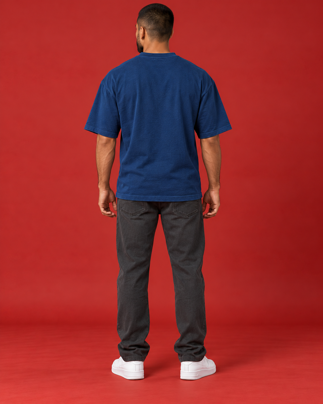 QUIET EDGE men's blue oversized tee plain back