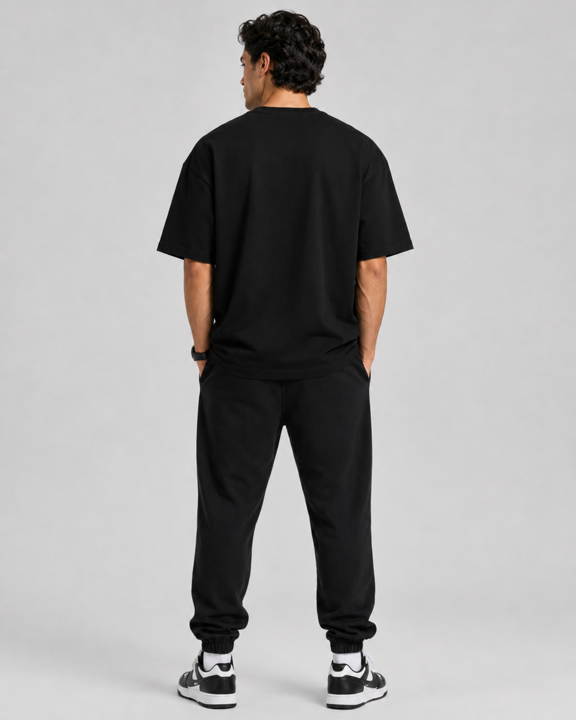 GYMAHOLIC OVERSIZED T-SHIRT- BLACK - premium oversized graphic T-shirt product image 4
