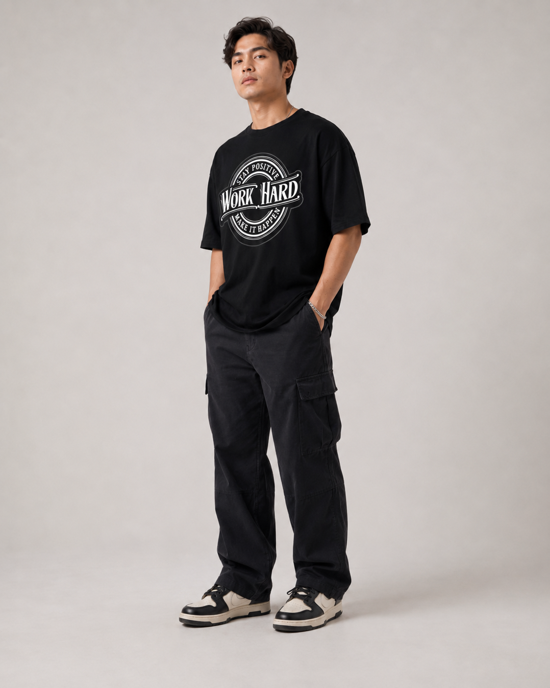WORK HARD OVERSIZED T-SHIRT- BLACK