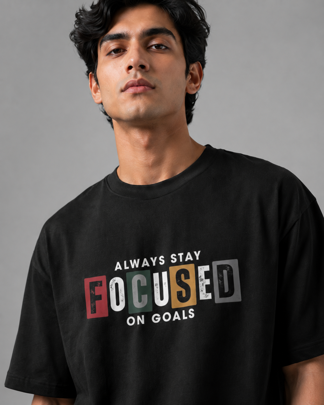 FOCUSED OVERSIZED T-SHIRT