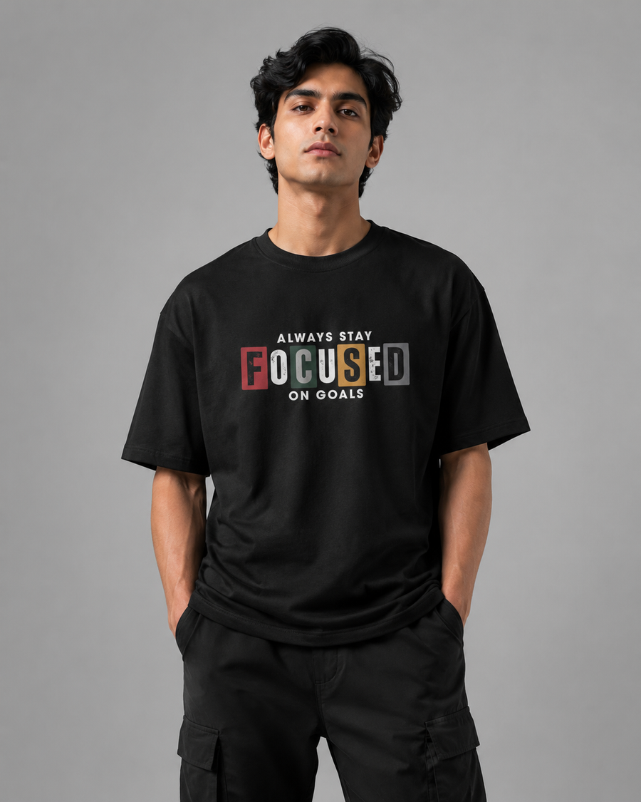 FOCUSED OVERSIZED T-SHIRT