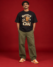 RUNNING ON CHAI black tee running tea glass illustration front
